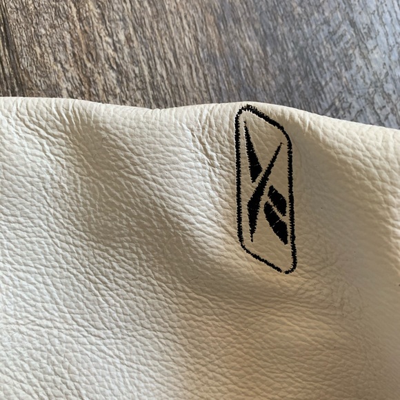 Reebok Gridiron Classic Jaguars Jacket - Picture 6 of 8